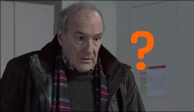 Angelo a reu une lettre d'un ancien des affaires, qui est-ce ?