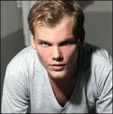 Qui est ce chanteur ?