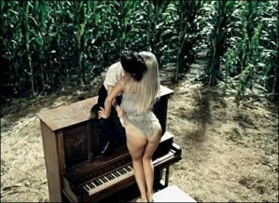 A quel clip appartient cette image ?