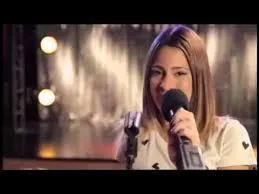 Quel est le titre de la premire chanson de Violetta et Len ?