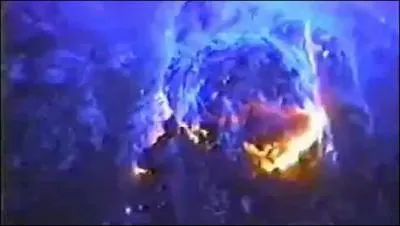 On peut observer d'anciennes coules de lave sous-marines en montagne, mais dans quelle chane particulirement ?