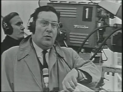 Incontournable de la tl d'avant, journaliste brillant et multilingue, spcialiste du tierc et du patinage artistique, ce prsentateur d'origine russe montrait aussi un manque total d'humour et une servilit reconnue de tous, surtout de ses dtracteurs. Qui tait-ce ?