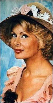 Quelle est cette trs jolie femme, speakerine  la tlvision, qui eut une fin trs triste ?