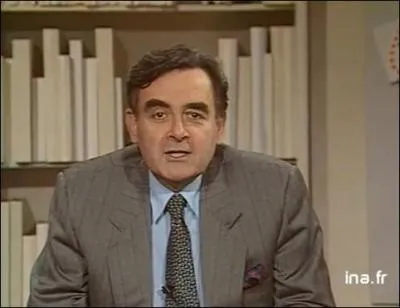 Qui est cet animateur d' Apostrophes , mission littraire qui a vu passer tous les grands crivains ?