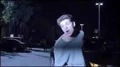 Dans l'pisode 19 de la saison 3 qu'arrive-t-il  Isaac ?