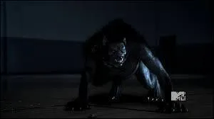 Qui est l'alpha  la fin de la saison 1 ?