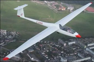 Comment se nomme ce modle d'avion sans moteur ?
