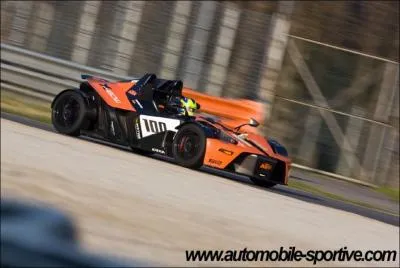 Quelle est la marque de cette voiture ?