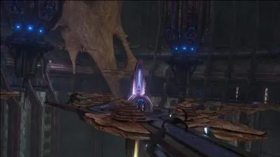 Quelle est la race qui passe d'Ennemis en Allis et puis en Ennemis ? (Sachant qu'il ne faut pas compter Halo 1, 2 et 4 (Que Halo 3)) ?