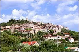 Fayence est une commune pacaenne situe dans le dpartement n ...