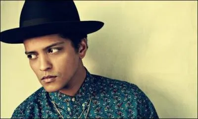 Quel est son second album ?