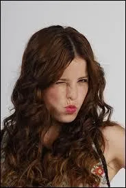 Qui est vraiment Camila ?