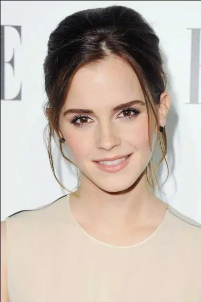 Dans quelle ville Emma Watson a-t-elle vcu jusqu' l'ge de 5 ans ?