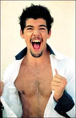 Quelle est la  manie  de Roberto ?