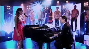 La chanson  Soy mi mejor momento  a t compose par :