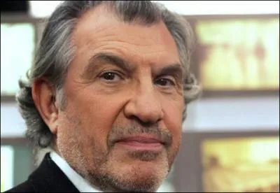 Monsieur  July est le plus clbre des rdacteurs en chef de  Lib . Dites-moi son prnom, s'il vous plat ?