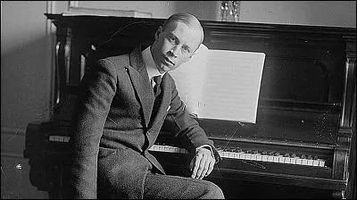 Comment se prnommait Monsieur  Prokofiev , compositeur de  Pierre et le loup  et mort quelques heures avant Staline, ce qui a compltement clips sa disparition ?
