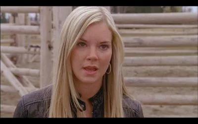 Pourquoi Ashley est-elle furieuse sur cette image ?