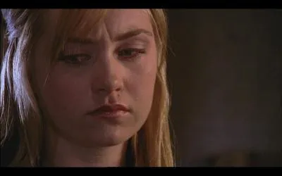 Sur cette image, pourquoi Amy pleure-t-elle ?