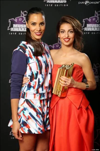 A qui a-t-elle remis le prix de l'artiste fminine francophone de l'anne aux NRJ Music Awards 2014 ?