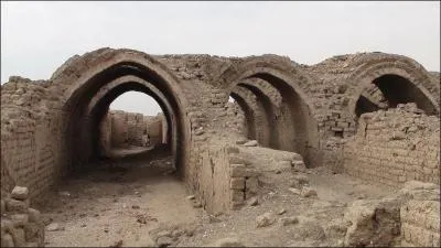 Ce sont les magasins d'un temple, mais lequel ?