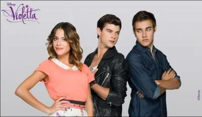 De qui Violetta est-elle amoureuse dans l'pisode 79 ?