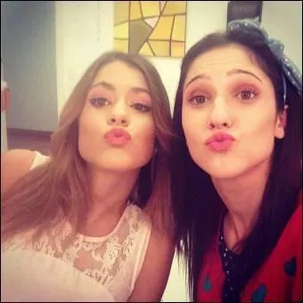 Quelle chanson de la saison 1 de  Violetta  a-t-elle compose entirement ?