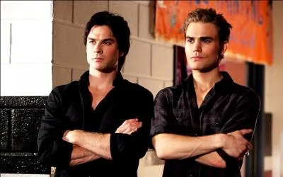 Qui a dit  Elena que celle/celui-ci tait mort(e) ?