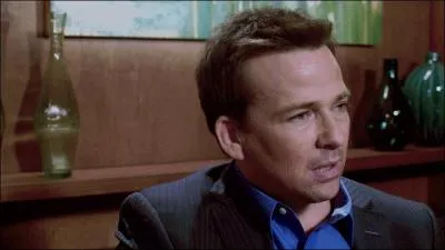 Dans quel volet un homme doit-il s'arracher des dents pour y voir des numros ?