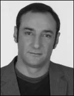 Quel acteur double Shang dans la version franaise du dessin anim ?