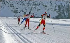 Combien devrons-nous être pour nous placer sous le lavabo ?