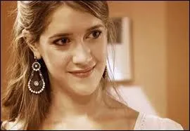 Quelle est la taille de Clara Alonso ?