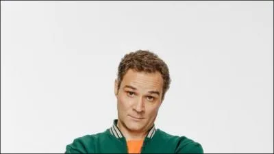 Qui est ce professeur de sport ?