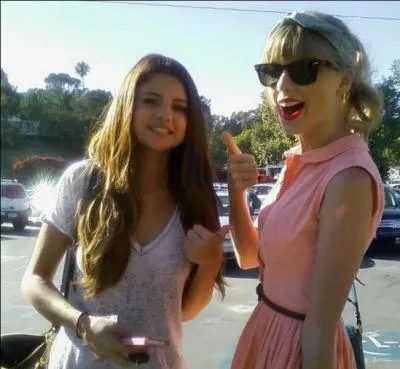 Qui a fait une apparition dans  Hannah Montana, le film  ?