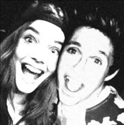 Quel est le prnom de cette jolie top model aux cts de Niall Horan ?