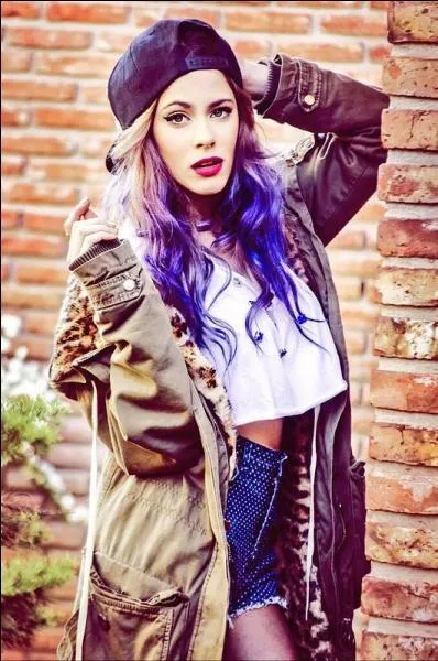 Quel ge a-t-elle dans la premire saison de 'Violetta' ?