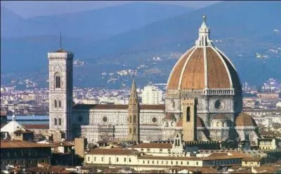 Dans quelle ville est cette cathdrale ?