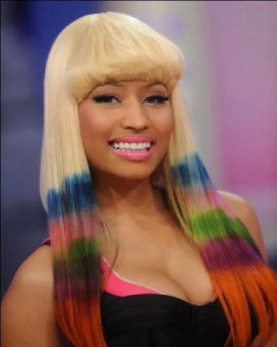 Dans son clip Starships, o se trouve Nicki Minaj ?