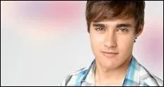 Quel est l'ge de Jorge Blanco ?