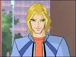 Comment s'appelle ce jeune homme (copain de Bloom) ?