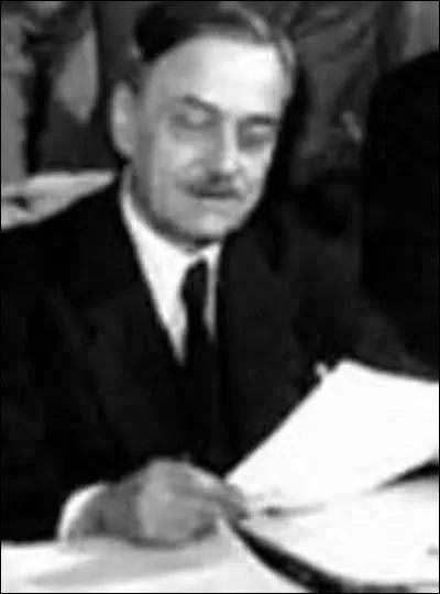 diteur, n  Paris le 6 mars 1881, je fonde en 1907 dans la capitale ma premire maison d'dition ditions Nouvelles et qui prend par la suite mon nom personnel. Grand novateur, j'invente notamment la publicit littraire et modernise la typographie. En 1954, je cde mon capital  la maison  Hachette  , je m'teins  Chambry (Savoie) le 20 octobre 1955 et repose dans la division n88. Qui suis-je ?