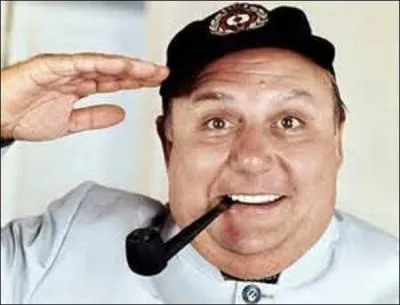 N le 29 octobre 1919  Paris, comdien et humoriste, de mon vrai nom Pierre Turgot, je tire mon pseudonyme de la ville de Ris-Orangis (Essonne) . Adepte de l'humour noir, j'ai influenc beaucoup d'humoriste comme Pierre Desproges ou Jean Yanne. Ayant jou notamment dans  Mimi Pinson  en 1957, je dcde dans la capitale le 27 octobre 2009 et repose dans la division n67, je suis :