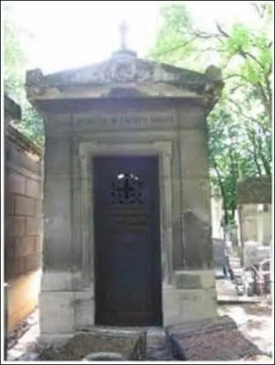 Membre d'une dynastie d'imprimeurs, diteurs et typographes qui commence au XVIIIe sicle et qui se poursuit encore de nos jours, je nais le 14 avril 1764  Paris. Me distinguant surtout en tant que graveur et fondeur, mon nom est associ  l'une des deux units typographiques (ou point typographique). Je dcde le 24 avril 1836  Mesniel-sur-l'Estre (Eure) et repose dans la division n7 :