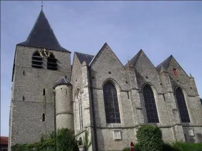 Ce sont des citadelles cathares sauf une. Laquelle ?