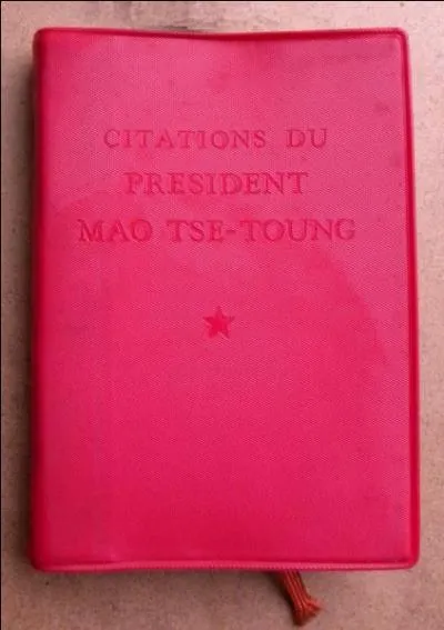A combien d'exemplaires fut vendu le Petit Livre rouge de Mao ?