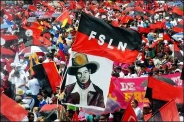 Le drapeau de la rbellion de la Q. 13 fut galement repris par les sandiniste du Nicaragua, en quelle anne ces derniers prennent-ils le pouvoir ?