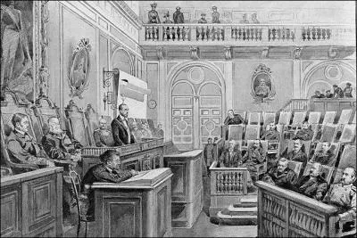Malgr les pressions, Nicolas II procde  des rformes politiques avec le Manifeste d'Octobre 1905, qui tablit les liberts fondamentales, suivi de lois fondamentales promulgues en 1906. Quelle chambre parlementaire est alors instaure ?