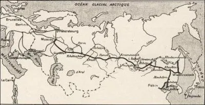 Peu aprs le couronnement, Nicolas II comprend que ses volonts rformatrices sont peu envisageables. Au mme moment, la Russie commence  s'industrialiser avec, en point d'orgue, l'achvement du Transsibrien au dbut du XXme sicle, en 1901. Ligne ferroviaire reliant Moscou  Vladivostok, sur combien de kilomtres le Transsibrien s'tend-il ?