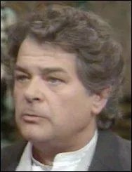 Quel acteur double Jay  Chef  Hicks dans la version franaise du film (1er doublage) ?