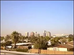 De quel tat amricain Phoenix situe au coeur du dsert de Sonora est-elle la capitale ?
